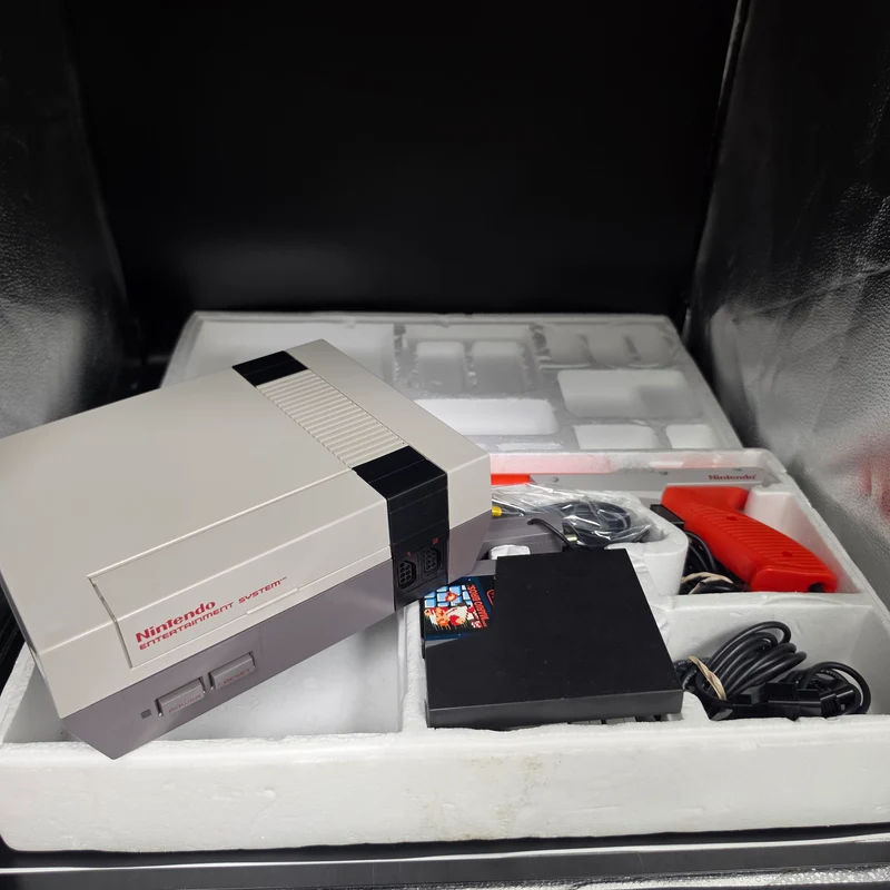 CIB Nintendo NES Action Set - Console Bundle [B]