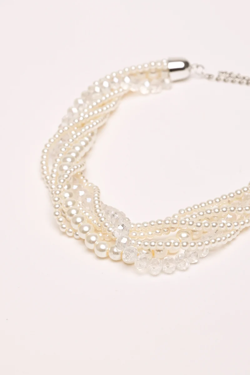Collana con multifili intrecciati in perline