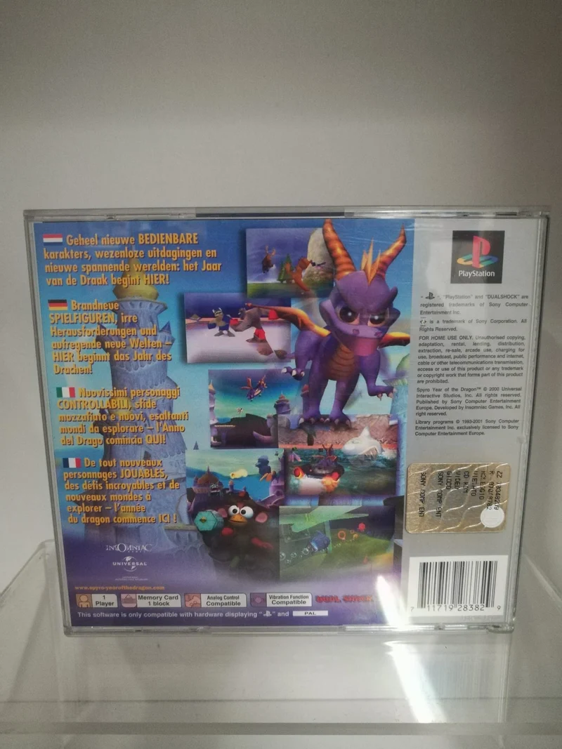 SPYRO: YEAR OF THE DRAGON PS1 (versione europea)(usato garantito)