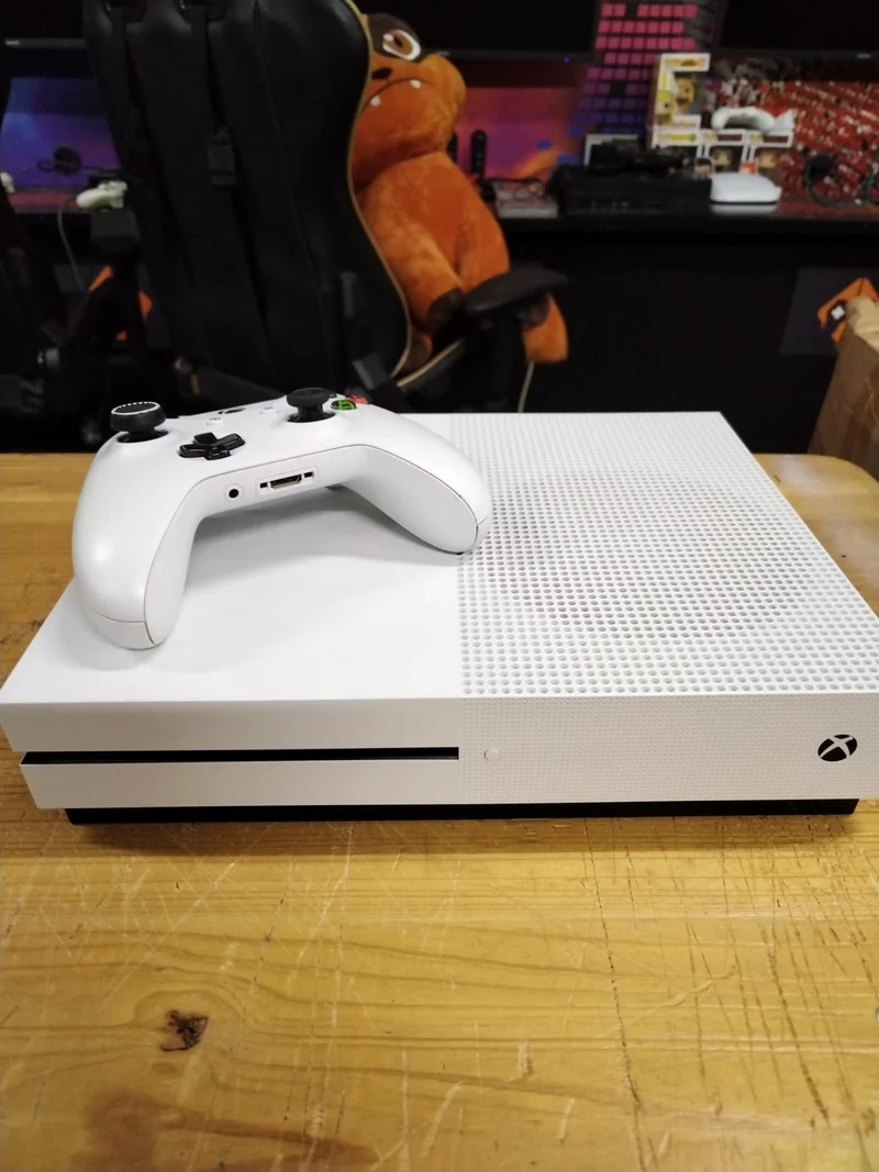 CONSOLE XBOX ONE S 1TB (usato garantito)(senza scatola)