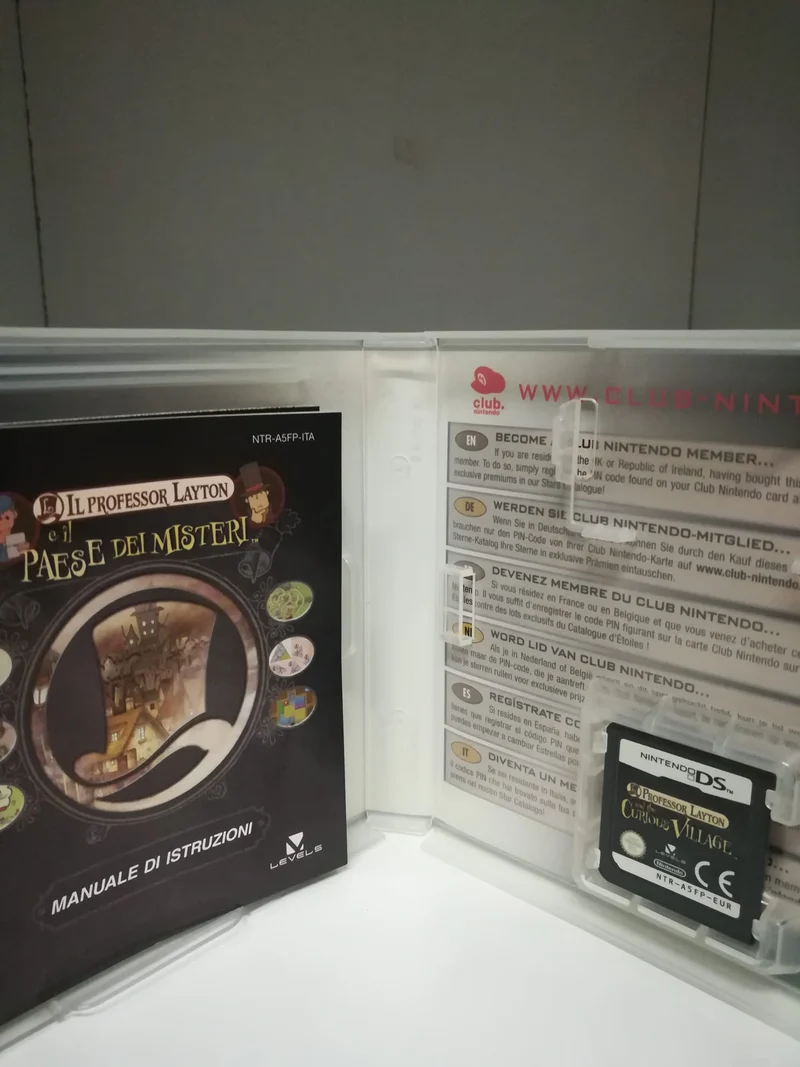IL PROFESSOR LAYTON E IL PAESE DEI MISTERI NINTENDO DS (usato garantito)