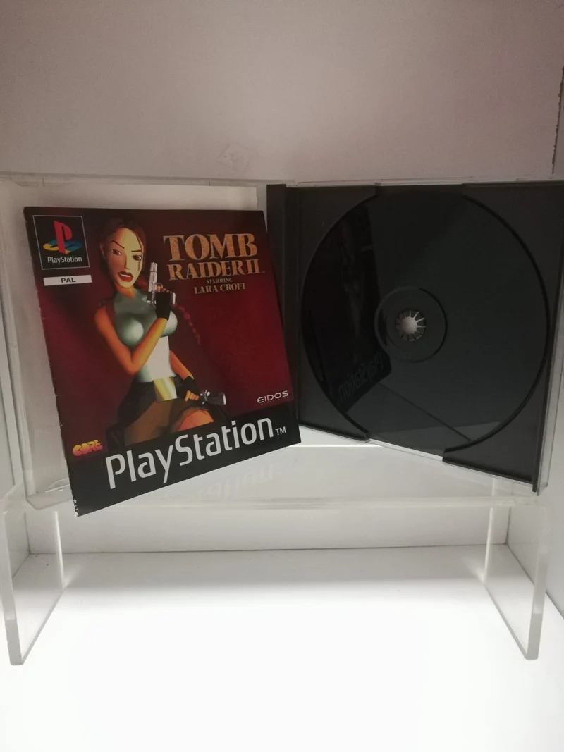 TOMB RAIDER II PS1 (usato garantito)(come se fosse nuovo)