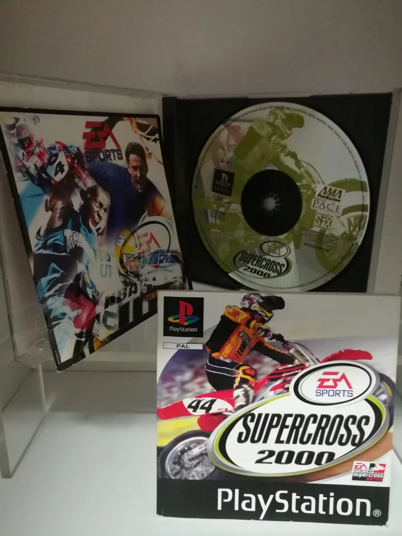 EA SPORTS SUPERCROSS 200 PS1 (usato garantito)