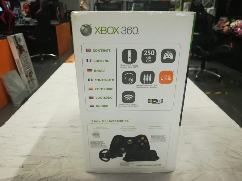 XBOX 360 250 GB +GIOCO DI KEN (console usata )(gioco nuovo)