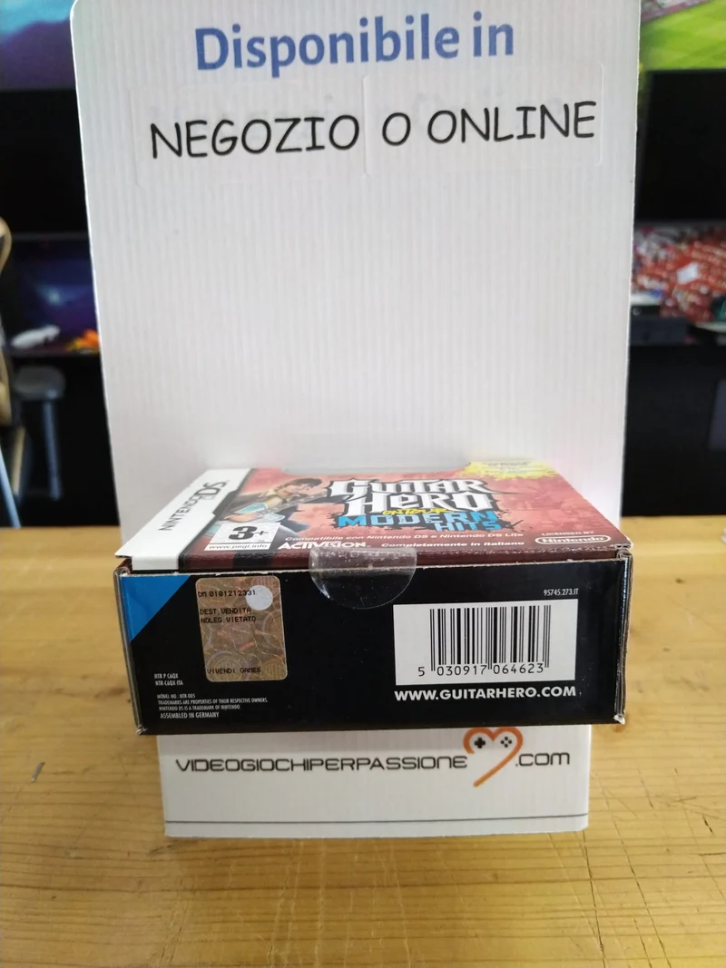 GUITAR HERO ONTOUR MODERN HITS NINTENDO DS-DS lite (completamente in italiano)