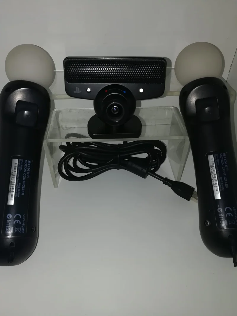 CONTROLLER -2 MOTION CONTROLLER +PLAYSTATION EYE PS3-PS4 (usato garantito)
