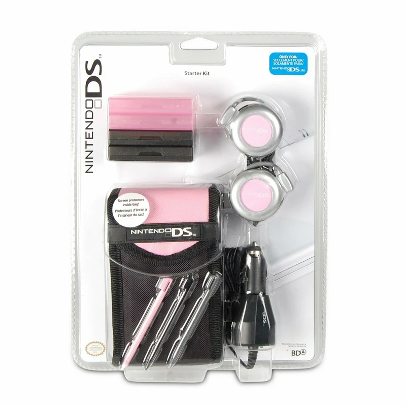 NINTENDO DS STARTER KIT (custodia DS ,l'adattatore per auto,cuffie,tre stili,due protettori per lo schermo,e quattro custodie per game)