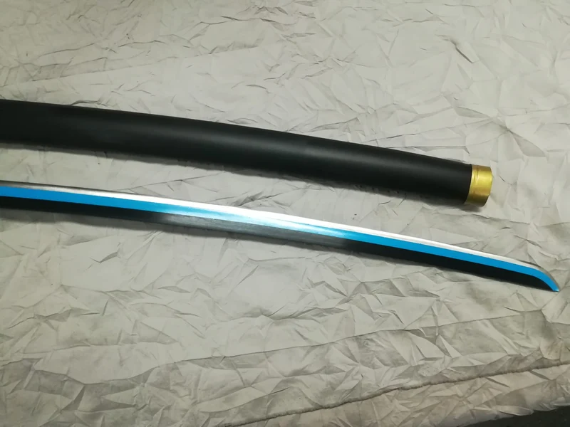 KATANA DEMON SLAYER -GIYU TOMIOKA- CM101 IN ACCIAIO SENZA FILO (da16 anni in su)
