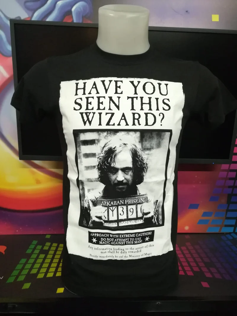 T-SHIRT HARRY POTTER - WANTED SIRIUS BLACK 100% ORIGINALE