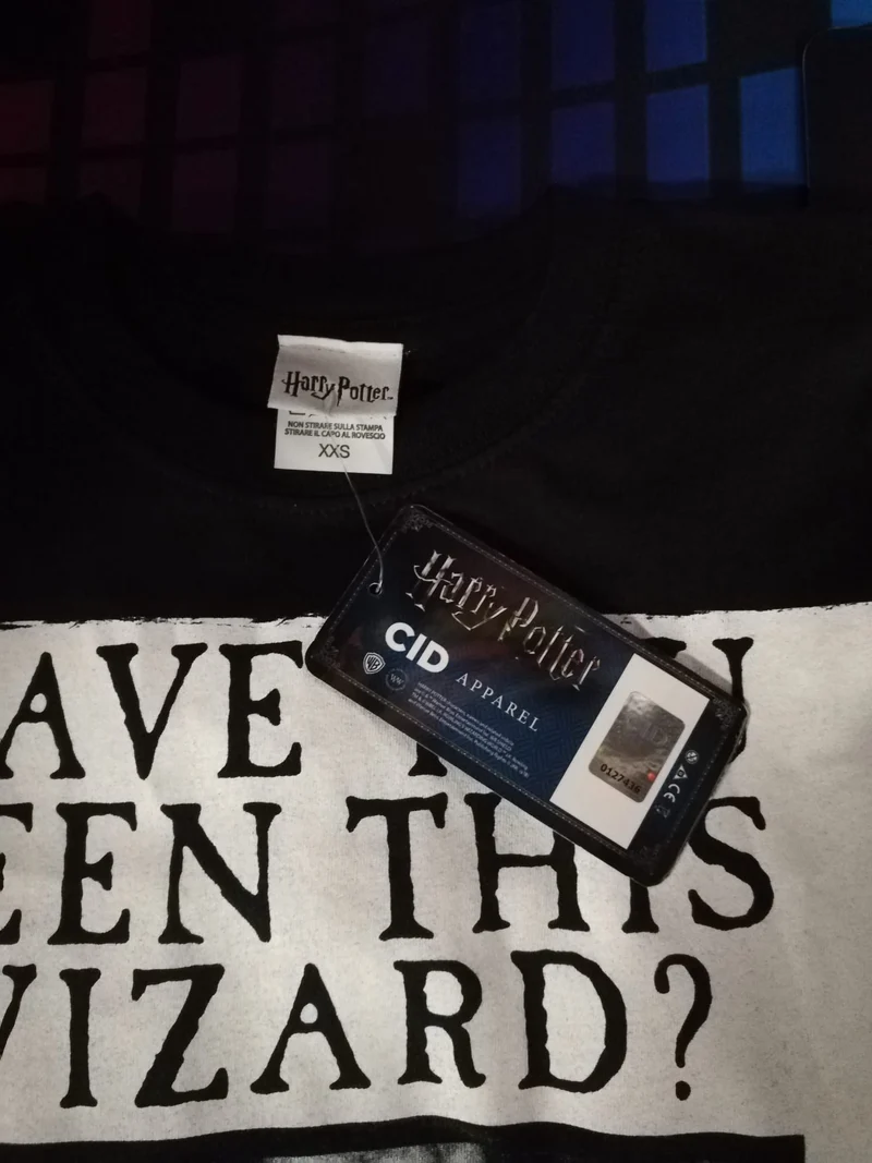 T-SHIRT HARRY POTTER - WANTED SIRIUS BLACK 100% ORIGINALE