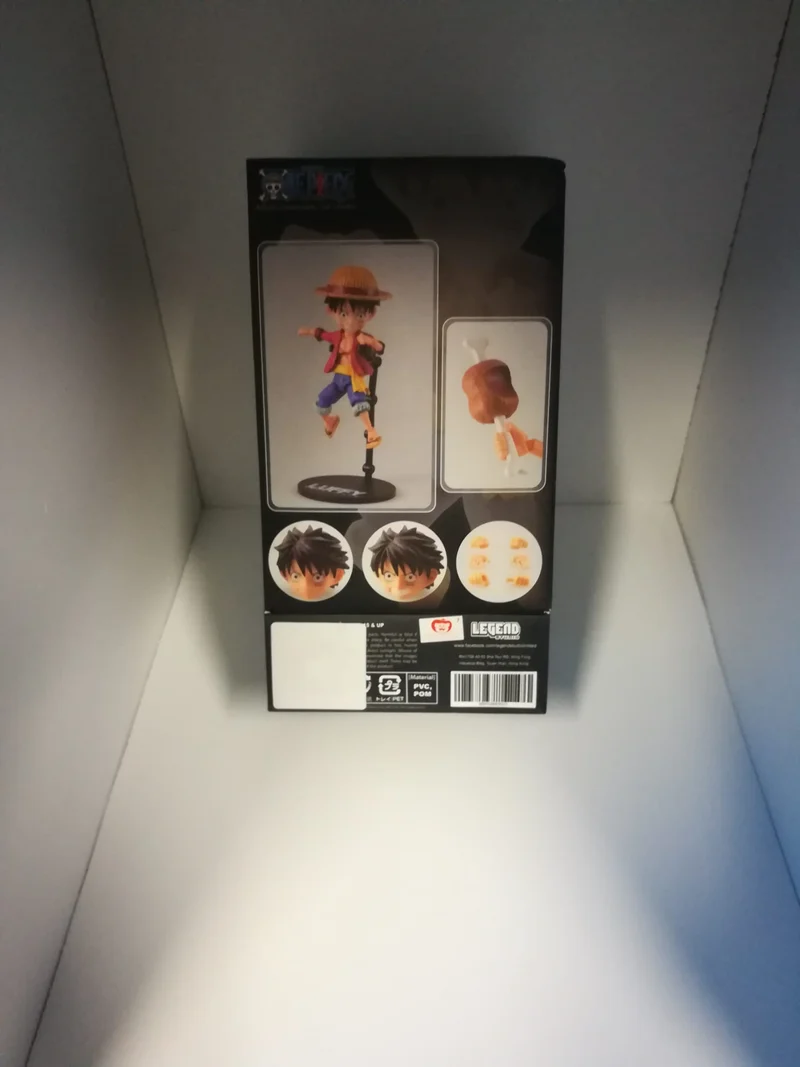 LUFFY ONE PIECE (con movimenti)ORIGINALE