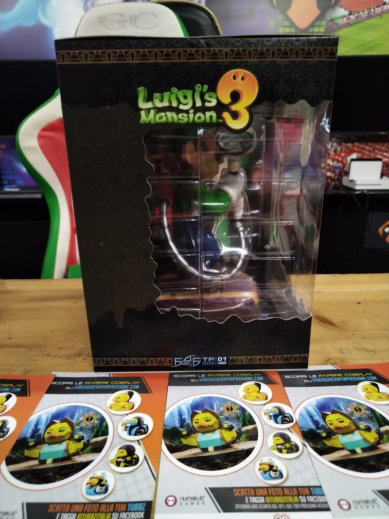 LUIGI MANSION 3 9"PVC PAINTED STATUE