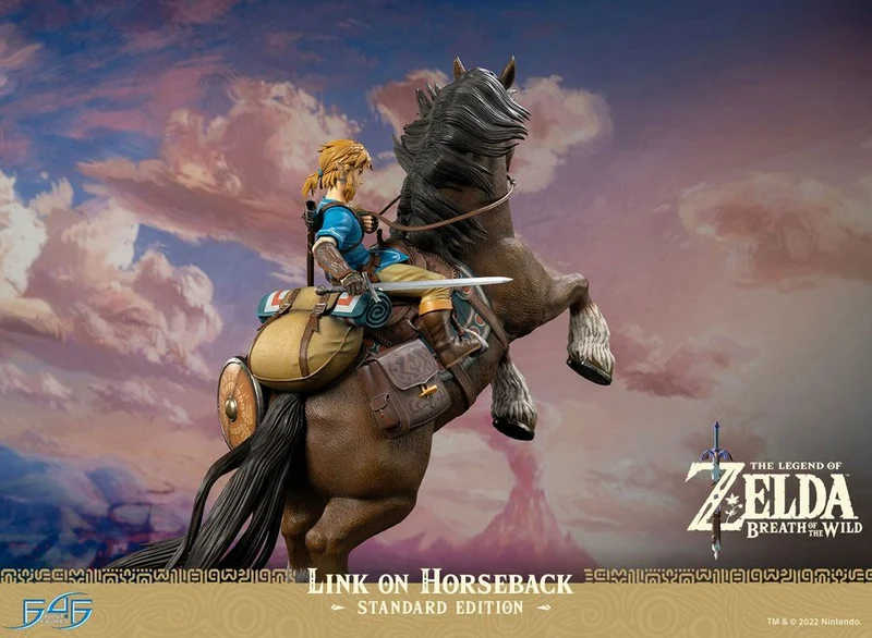 The Legend of Zelda Breath of the Wild Statue Link on Horseback 56 cm