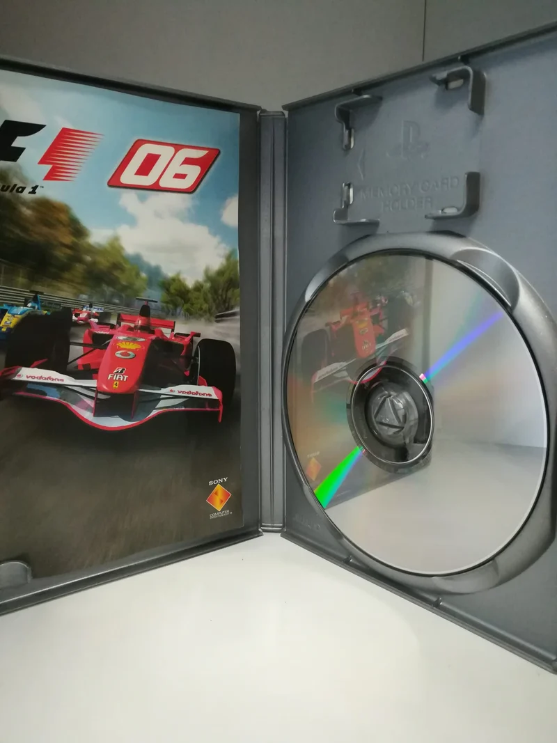 FORMULA ONE 06 PS2 (usato)(versione italiana)