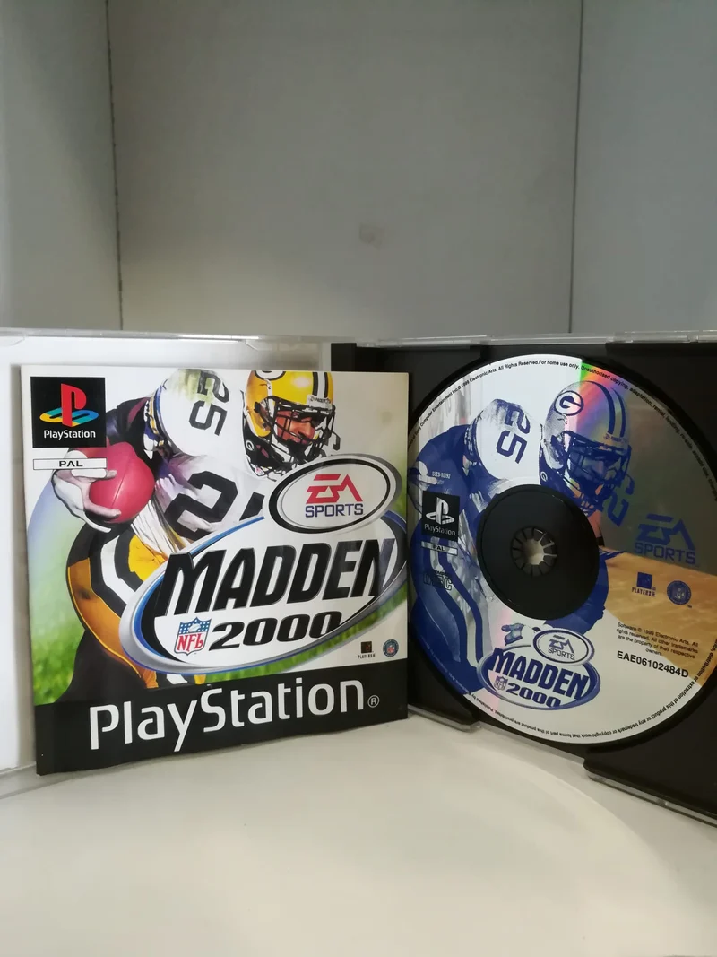 MADDEN NFL 2000 PS1 (usato garantito)