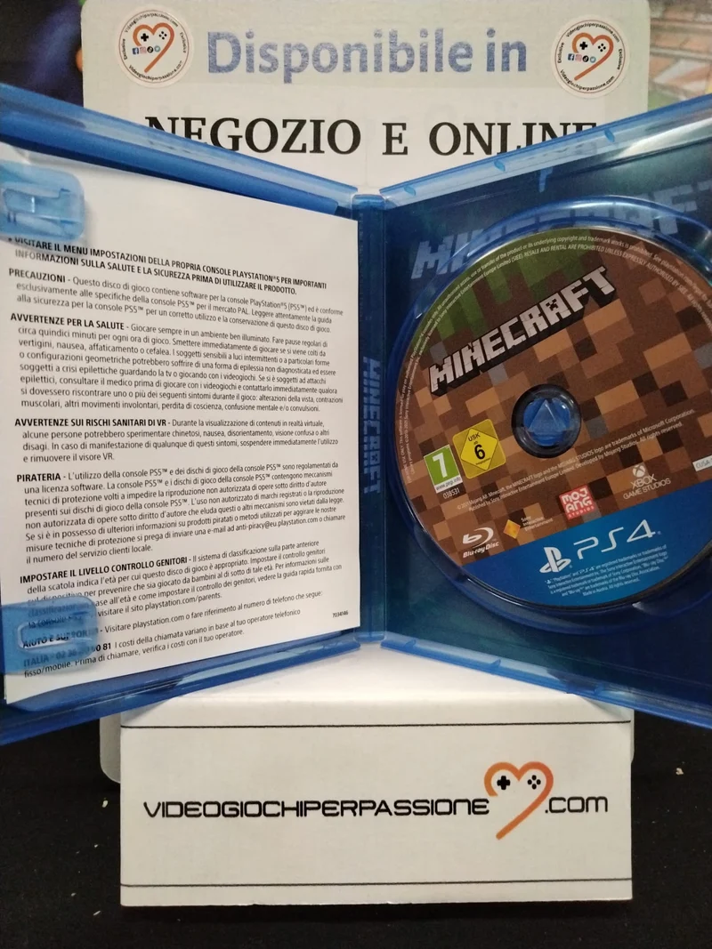 Minecraft: Starter pack PS4 (usato garantito)(ver. italiana)