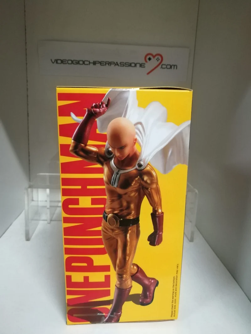 One Punch Man DXF Saitama Metalic Color ( 20 cm)