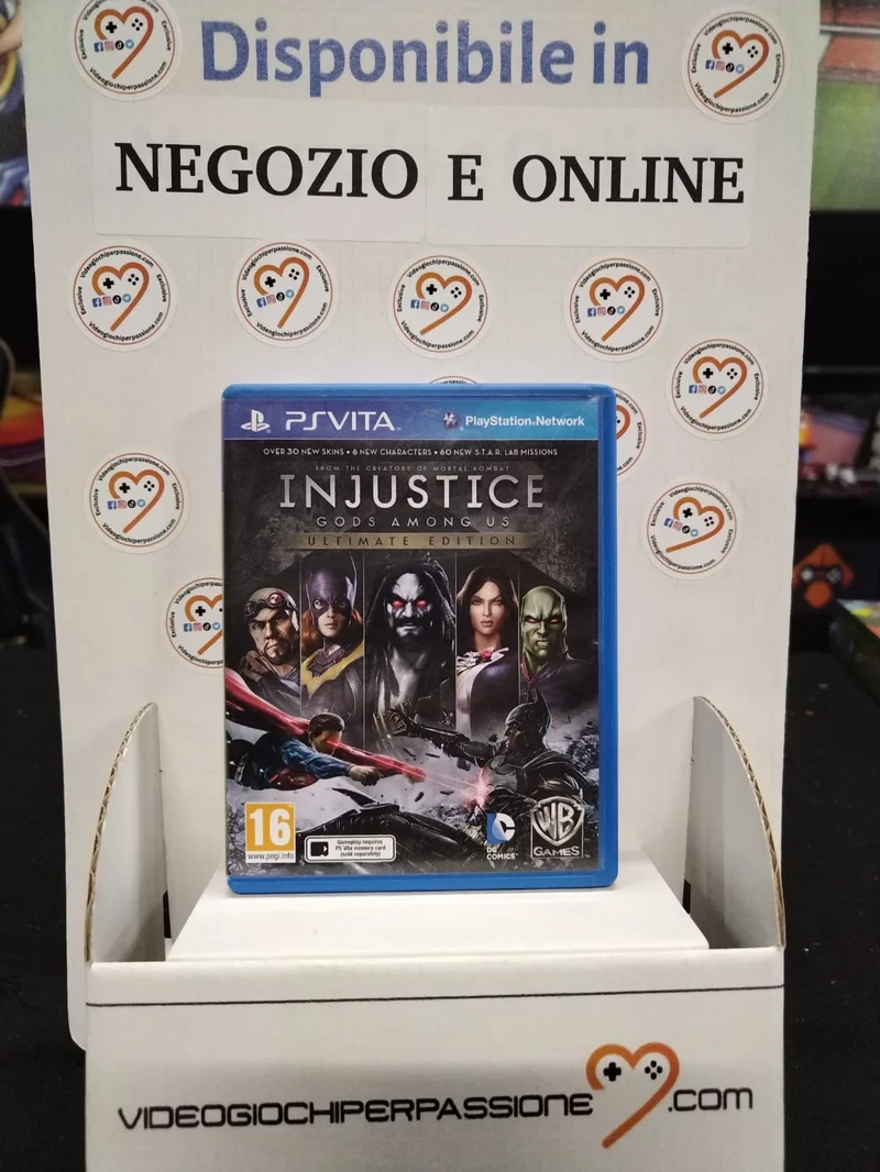 INJUSTICE GODS AMONG US ULTIMATE EDITION PS VITA EDIZIONE REGNO UNITO