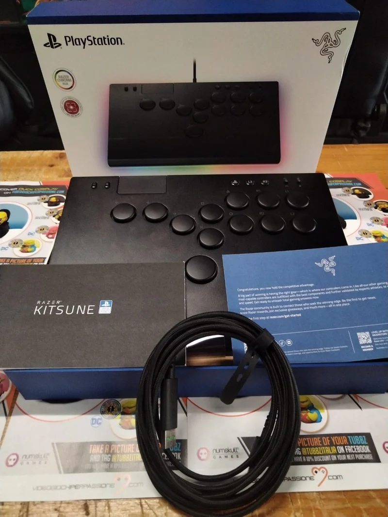 Razer Kitsune - Controller arcade ottico solo tasti ,per PS5 e PC