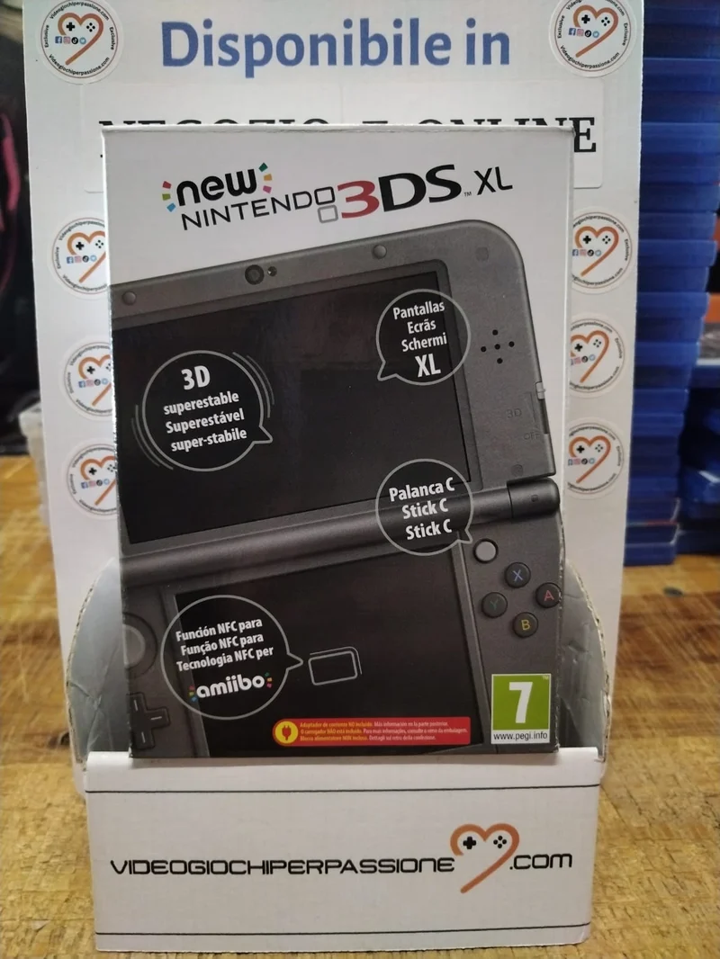 New Nintendo 3DS XL Console Nera Metallico- Completa + Caricatore (usato garantito)
