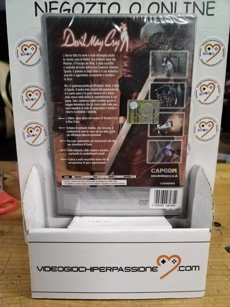 DEVIL MAY CRY PLATINUM PLAYSTATION 2 VERSIONE ITALIANA