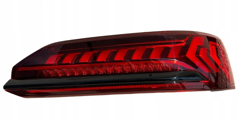 OE Nowa Lampa LED Tył Prawa AUDI Q7 4M LCI USA