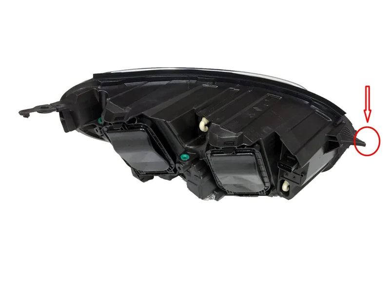 NOWY ORYGINALNY BIXENON REFLEKTOR KOMPLETNY PRAWA STRONA PEUGEOT TRAVELLER 9808235780-00