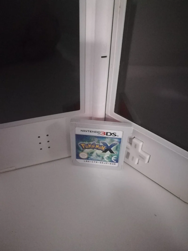 POKEMON X NINTENDO 3DS (senza custodia rubata in fiera)
