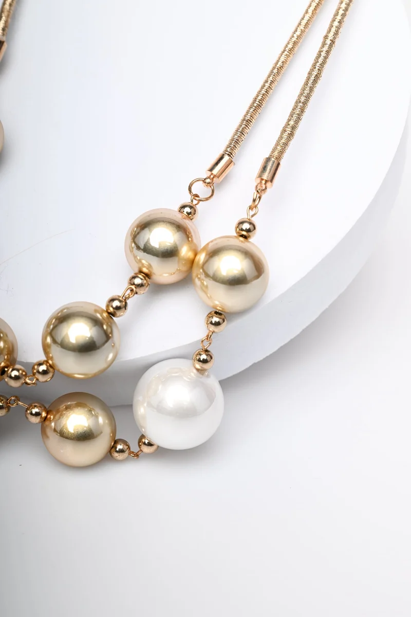 Collana a doppio filo con perle