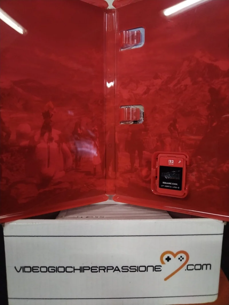 Final Fantasy VII Rebirth - Nintendo Switch 2 (usato garantito)(ver. japan con italiano)
