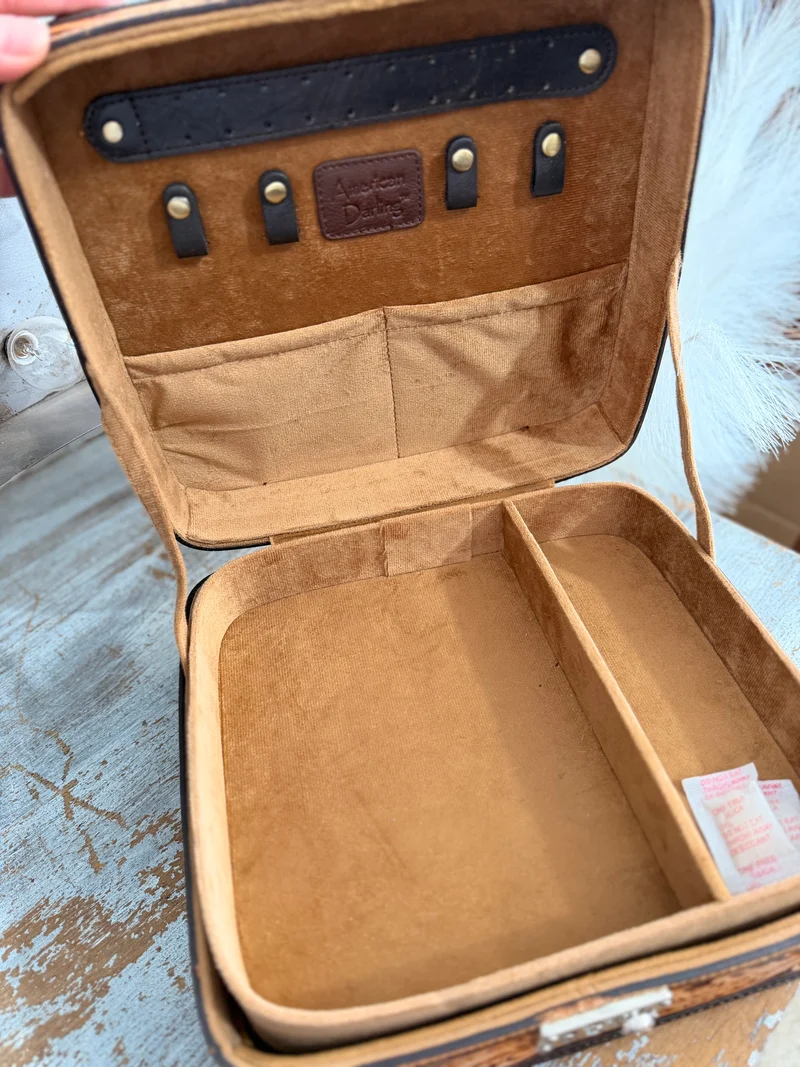 Hand Tooled Leather Lockable Jewelry Box