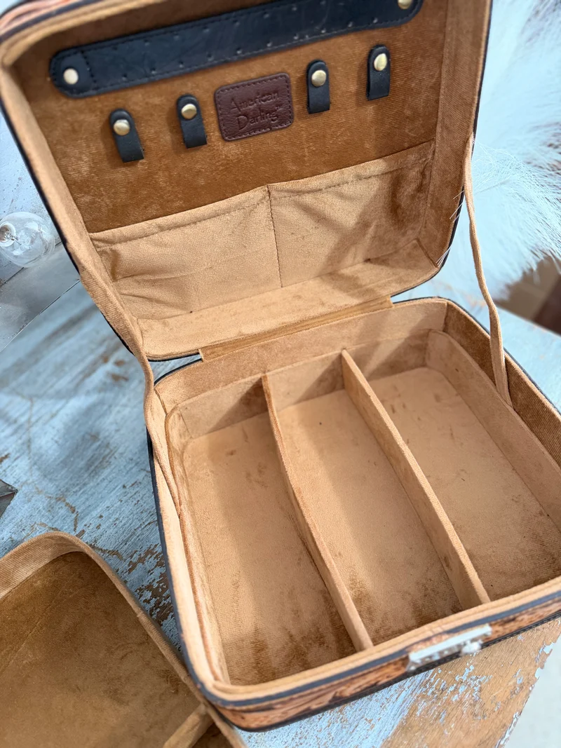 Hand Tooled Leather Lockable Jewelry Box