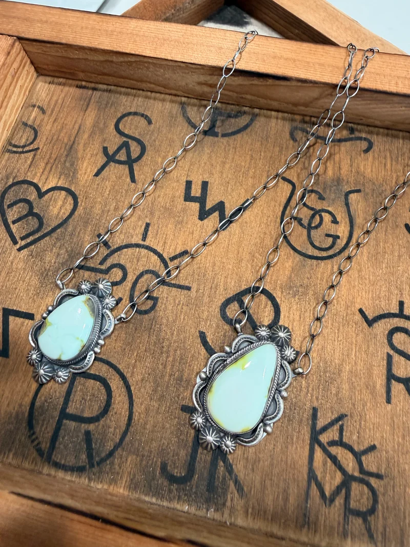 Palomino Stone Chain Necklace