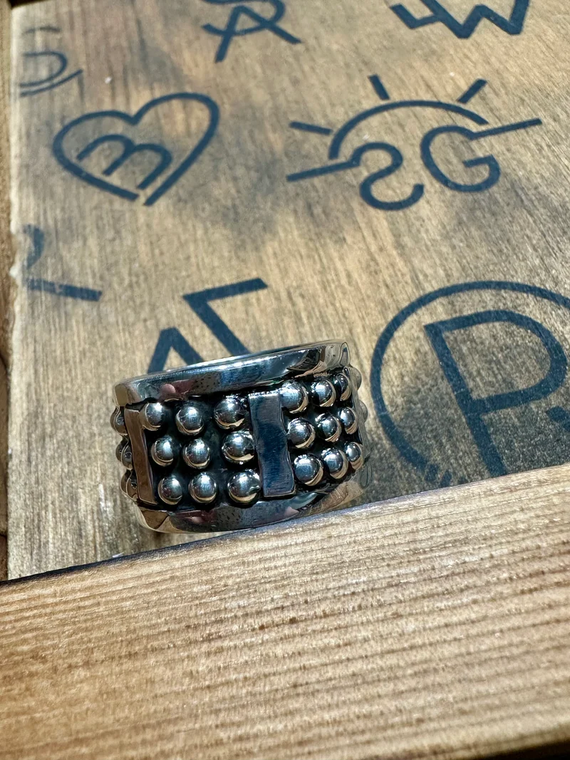 Thick Multi Ball Ring
