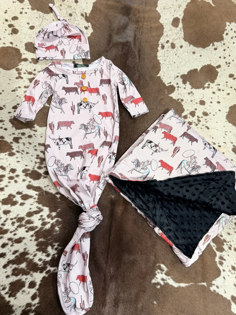 Ropin’ Cattle Baby Gown / Hat & Blanket