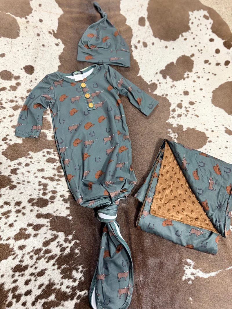 Longhorn Cowboy Baby Gown / Hat & Blanket