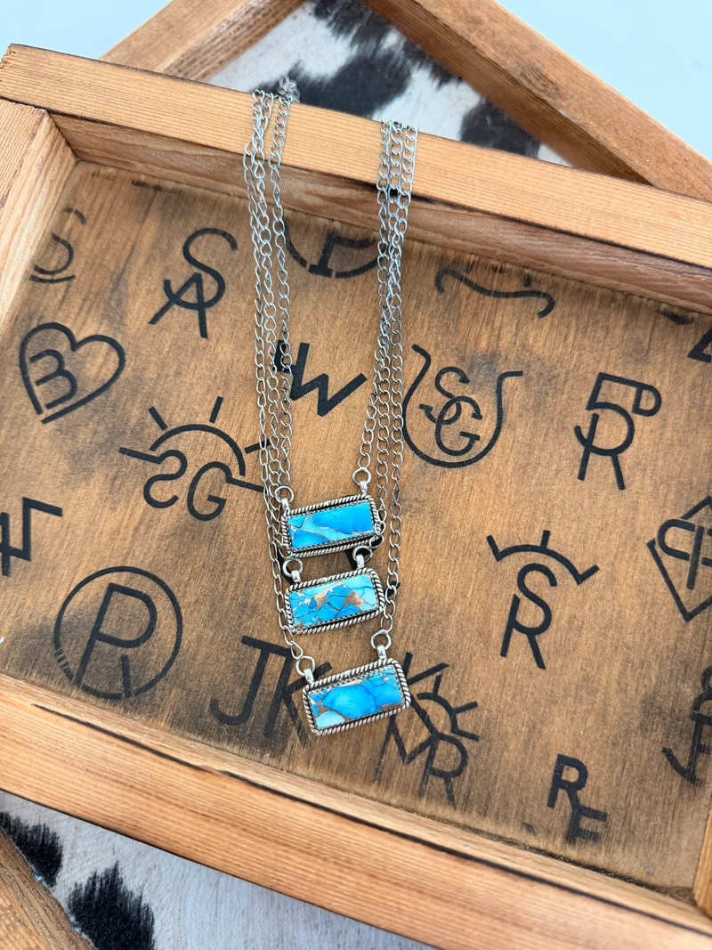 Blue Dahlia Bar Necklace