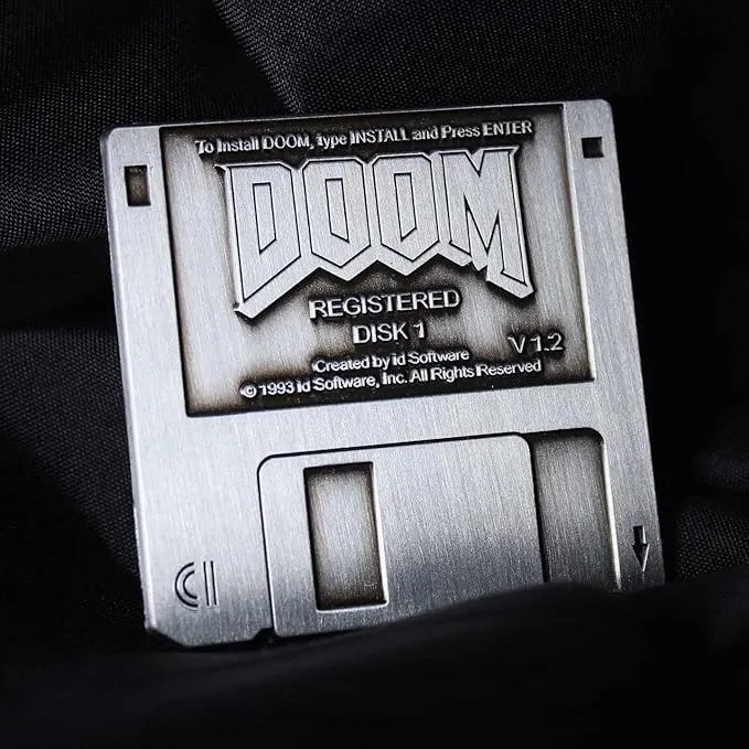 Doom 1993 floppy disk - spilla edizione limitata 9,995 fanattik