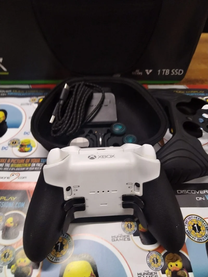 XboxEliteWireless Controller Series2 Core (usato garanio)