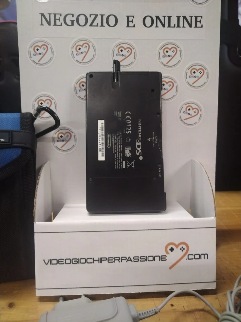 Console Nintendo ds i (usato garantito)(senza scatola)(con caricatore)