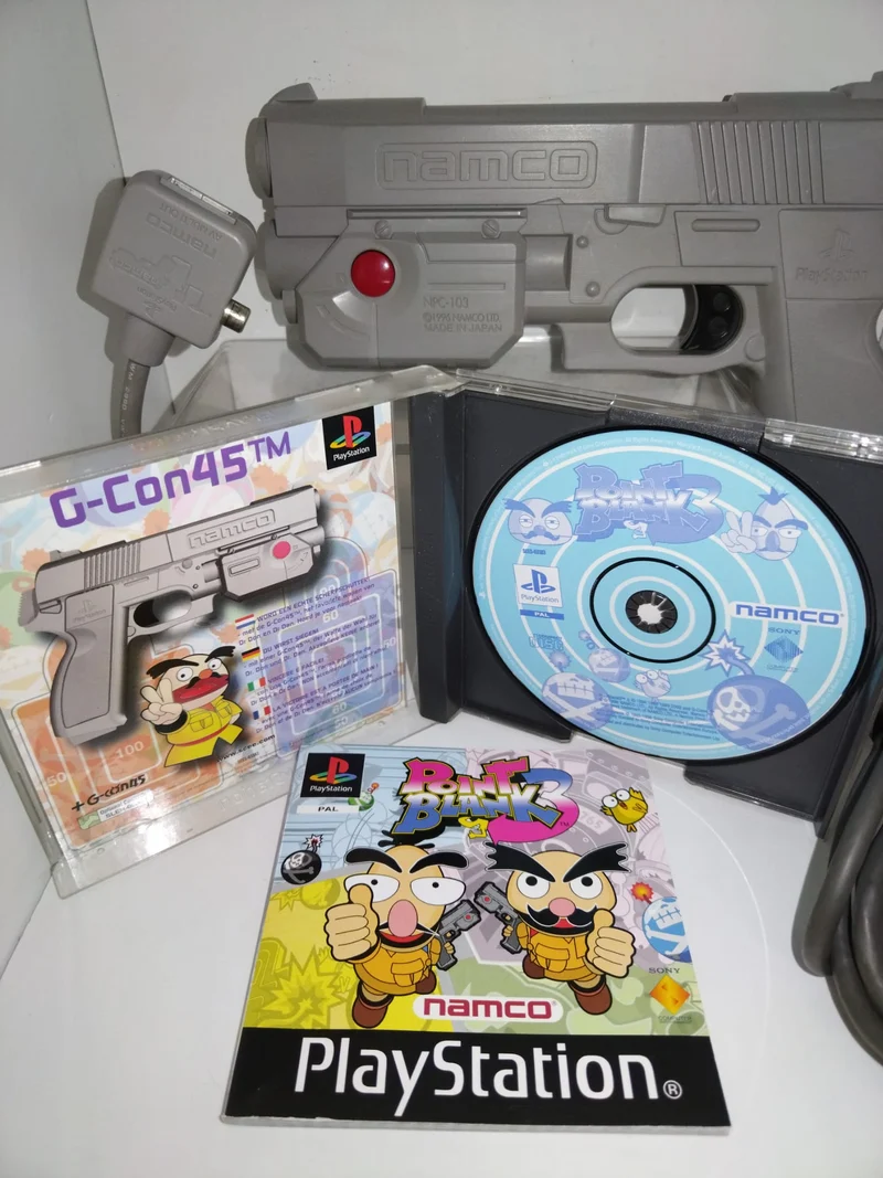 POINT BLANK 3 PLAYSTATION 1 + PISTOLA G-CON 45 (usato garantito)