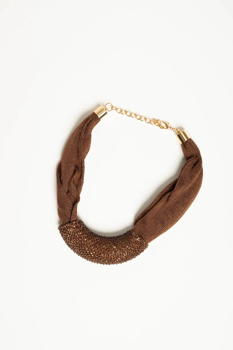 Collana in tessuto cioccolato con strass
