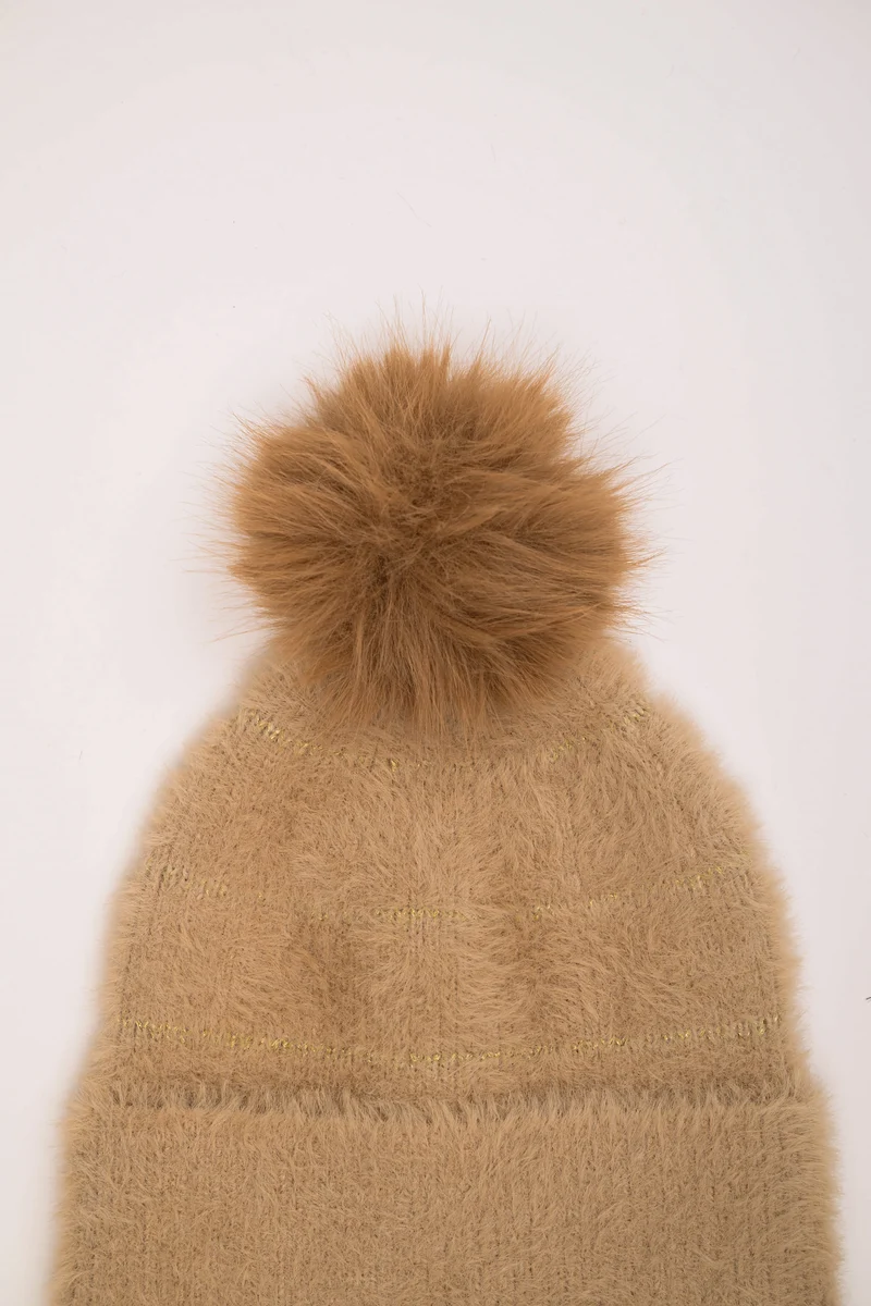Berretto con pompon