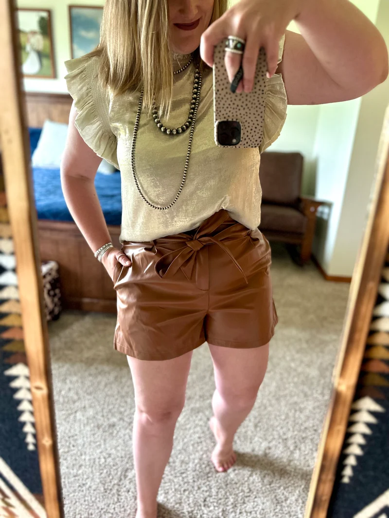 Leather Pleated Shorts with Belt - Camel