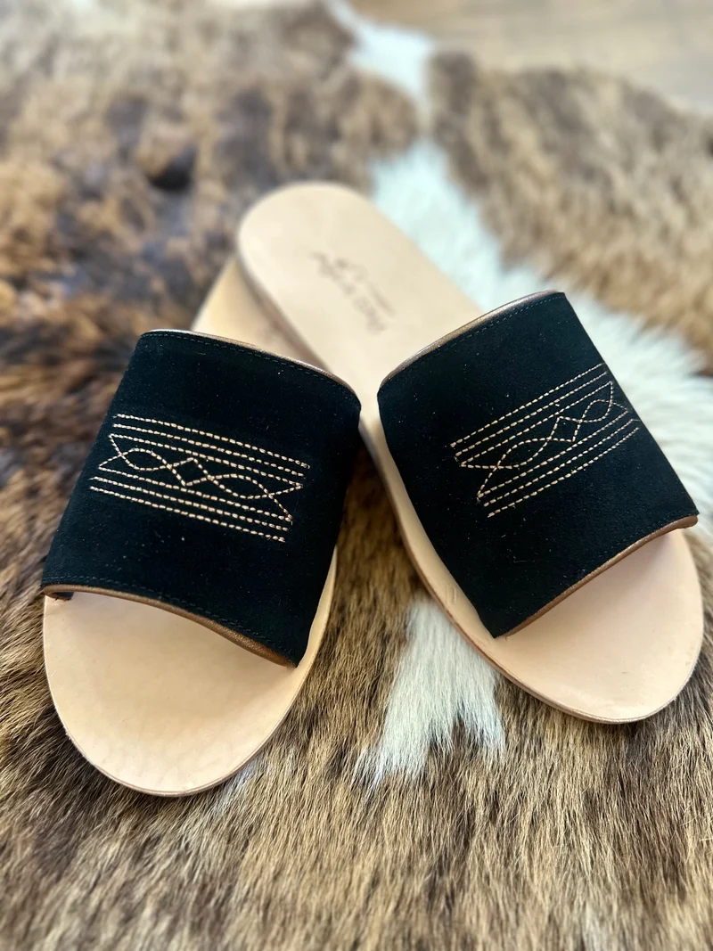 Western Stitch Slides