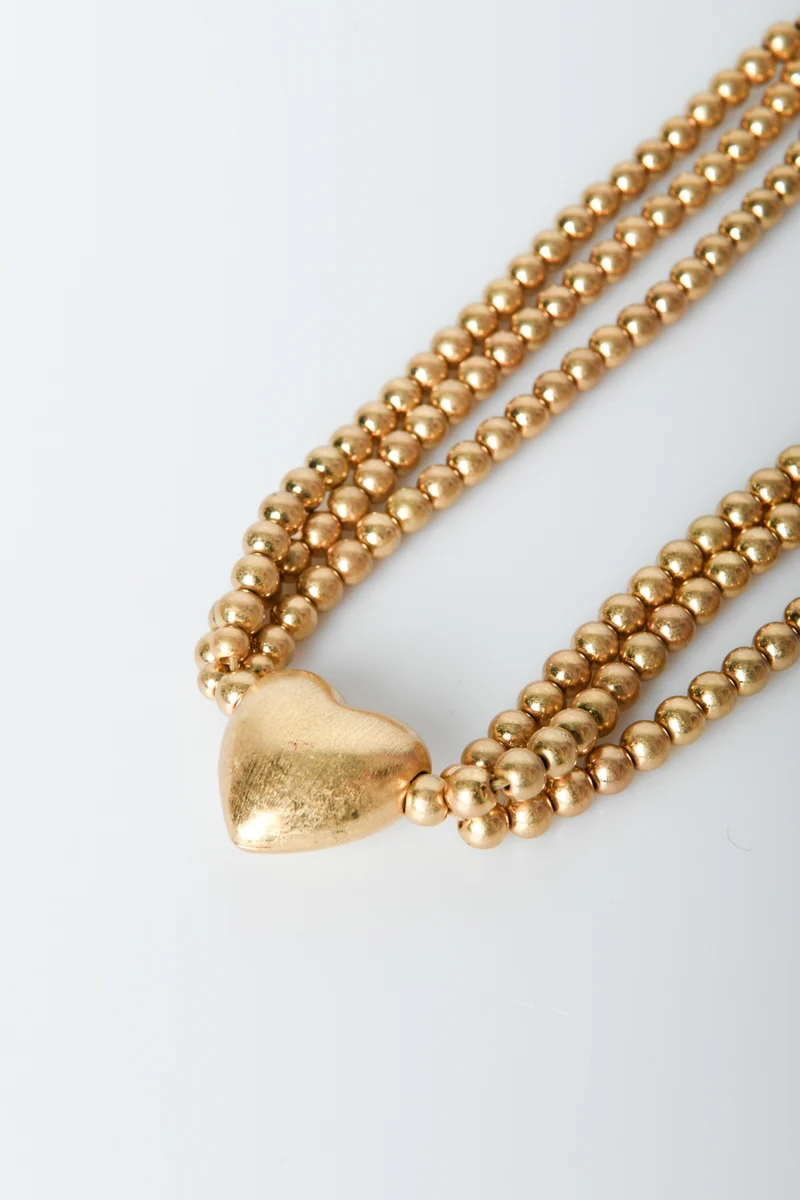 Collana con perline e cuore