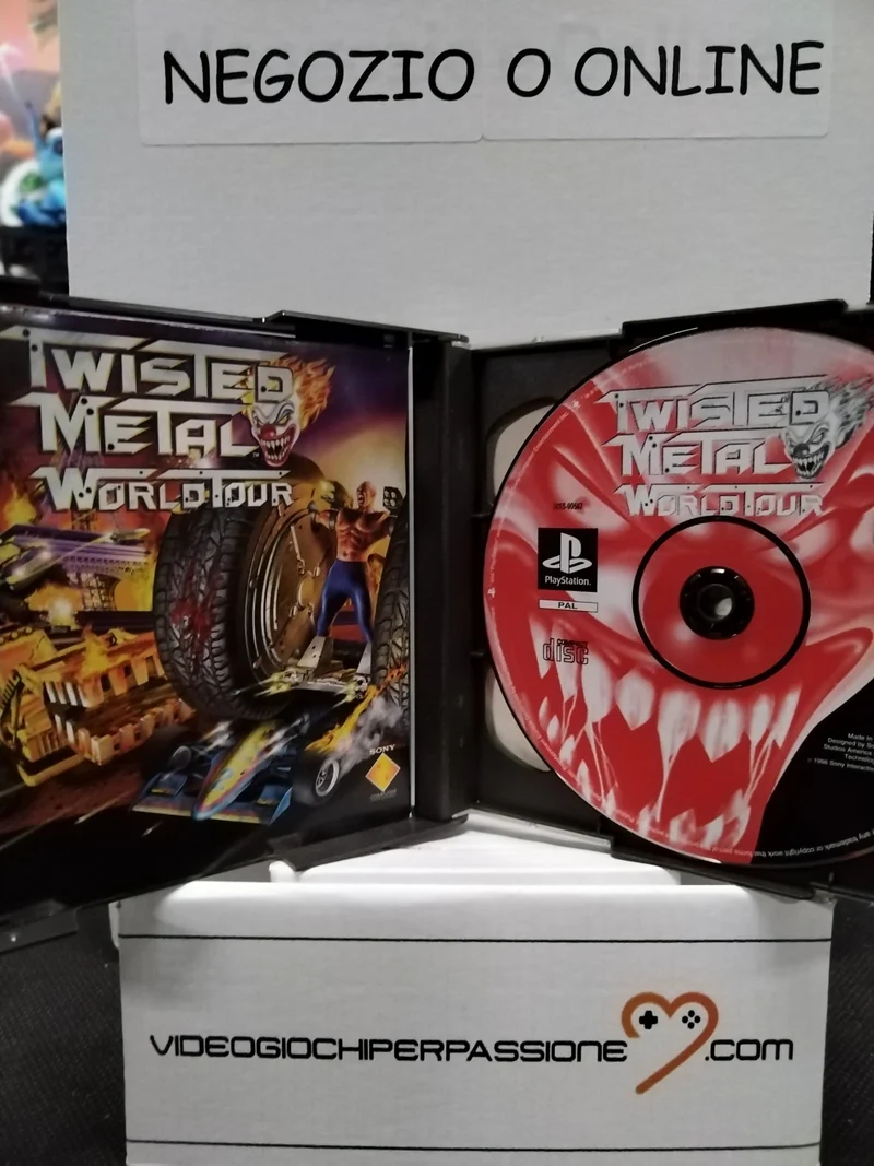 TWISTED METAL WORLD TOUR PS1 (usato garantito)(versione europea)