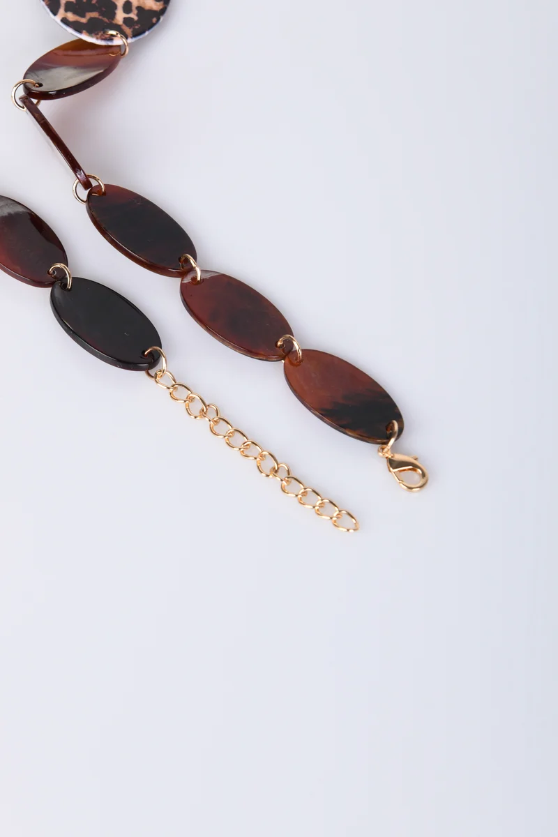 Collana lunga con pendenti