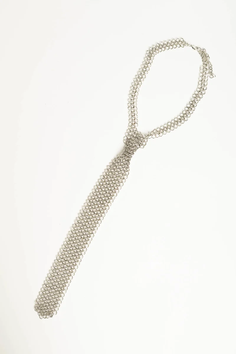 Collana a cravatta in mesh argento