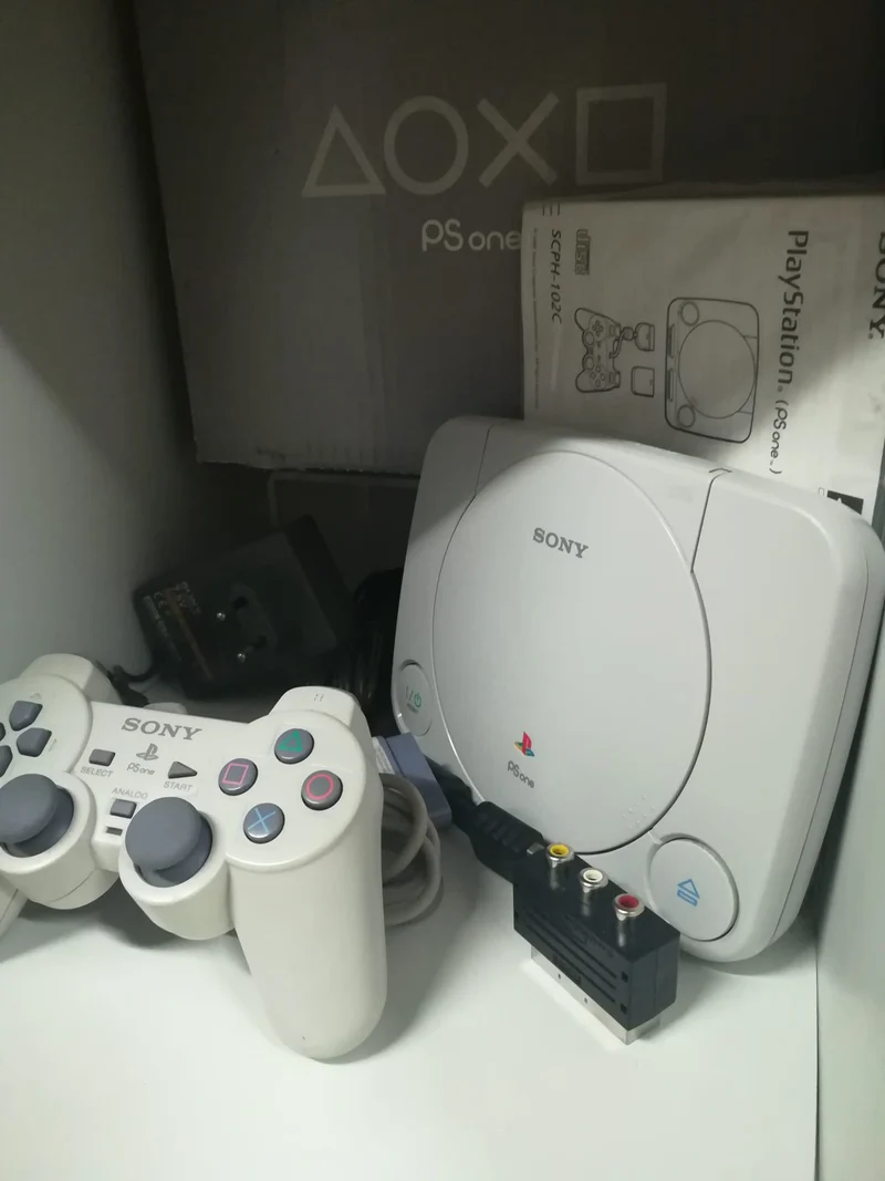 CONSOLE PS ONE PLAYSTATION 1 SLIM (usato garantito)(come nuova)